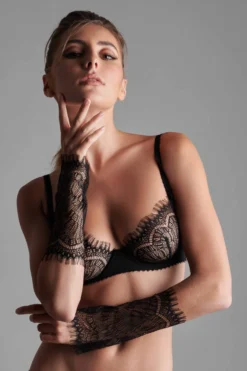 Maison Close Lace Cuffs - Accroche Coeur