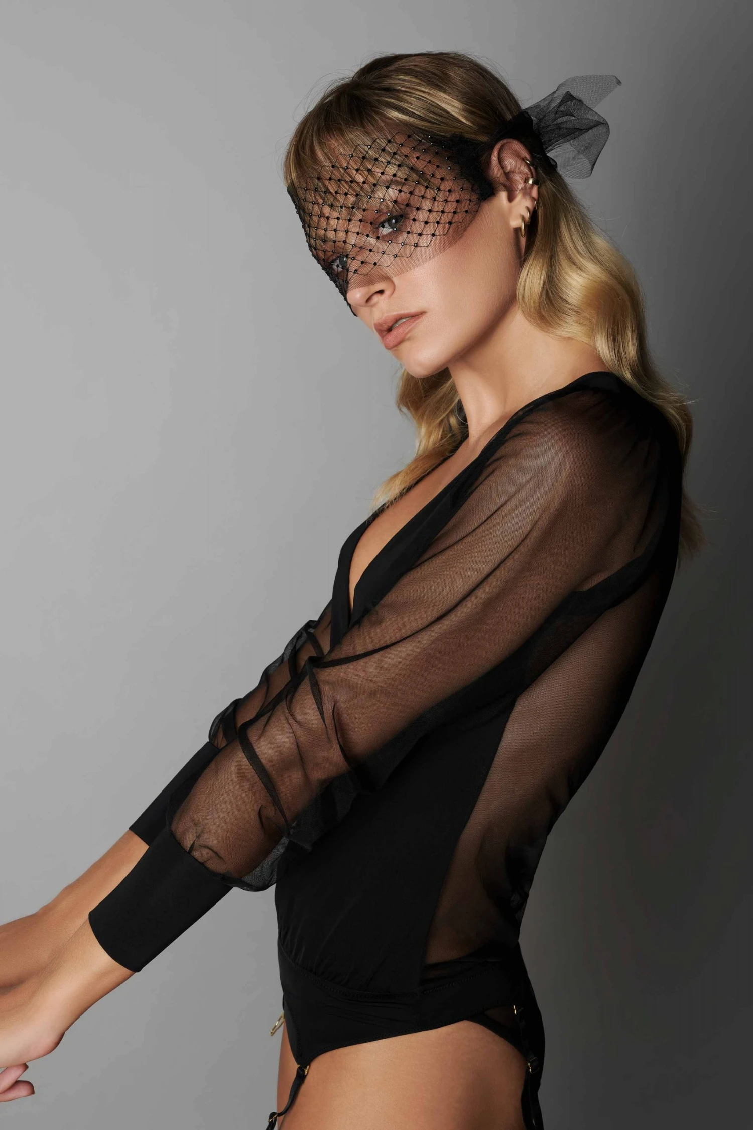 Maison Close Mask - Le Mystérieux 7 Maison Close Mask - Le Mystérieux