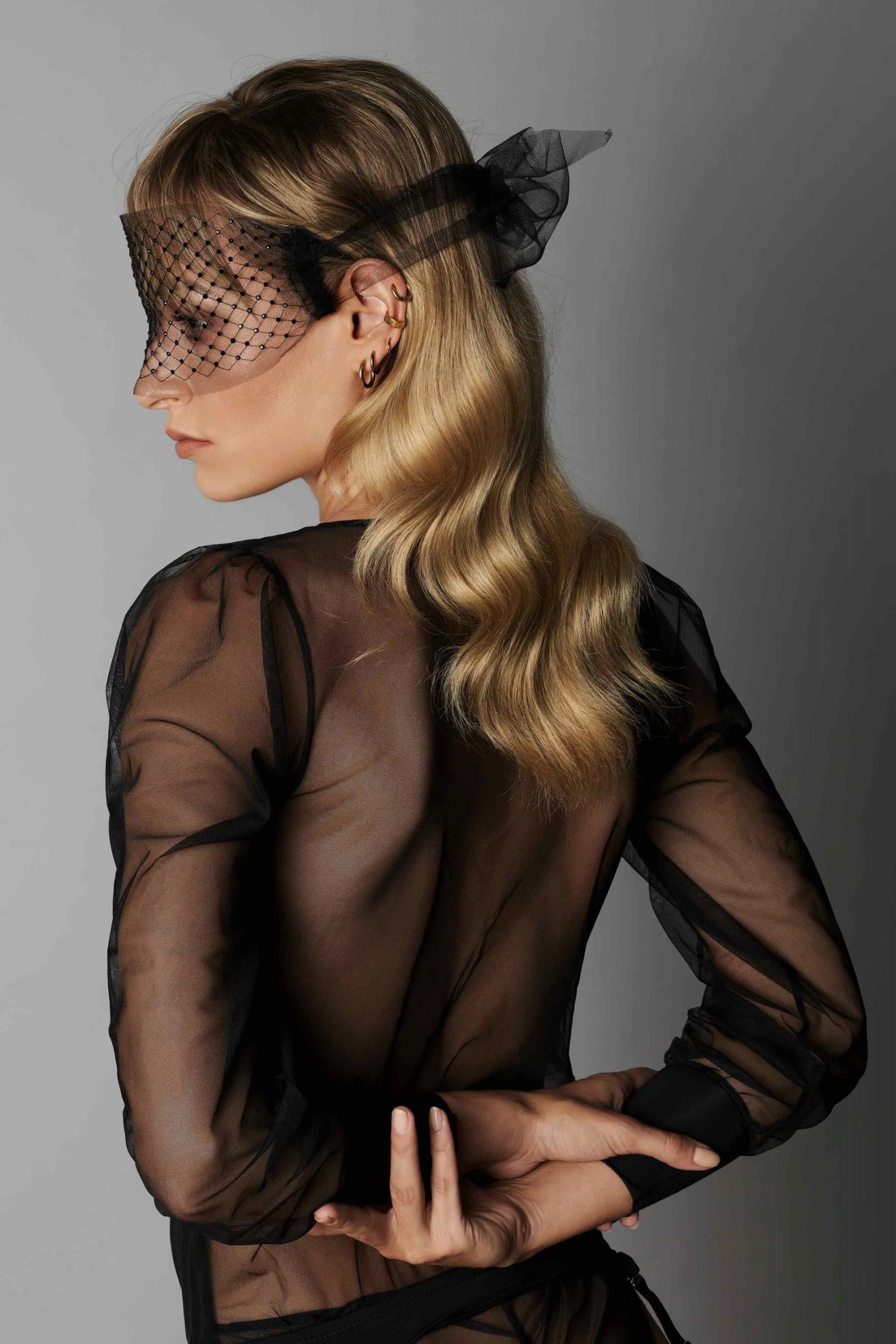 Maison Close Mask - Le Mystérieux 6 Maison Close Mask - Le Mystérieux