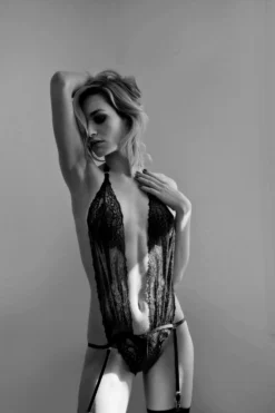 Maison Close Openable Thong Body - Le Petit Secret Dentelle